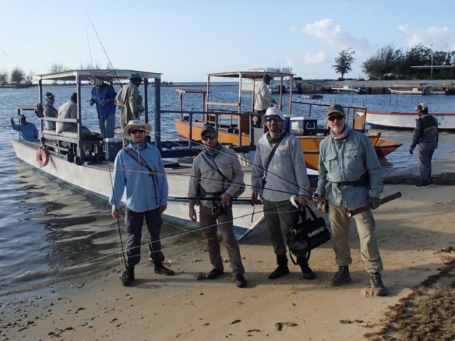 4 fly anglers setting off for Bonefish