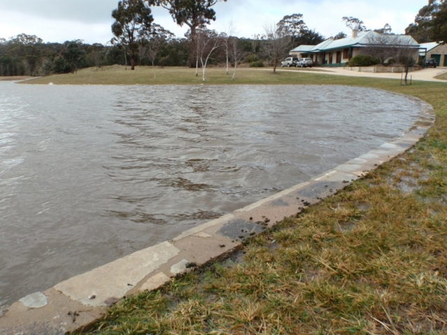 Overcast picture of the grounds and lake